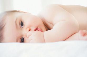 王建国